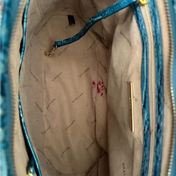 Brahmin Medium Asher in a vibrant, croc-embossed leather - Picture 7 of 7